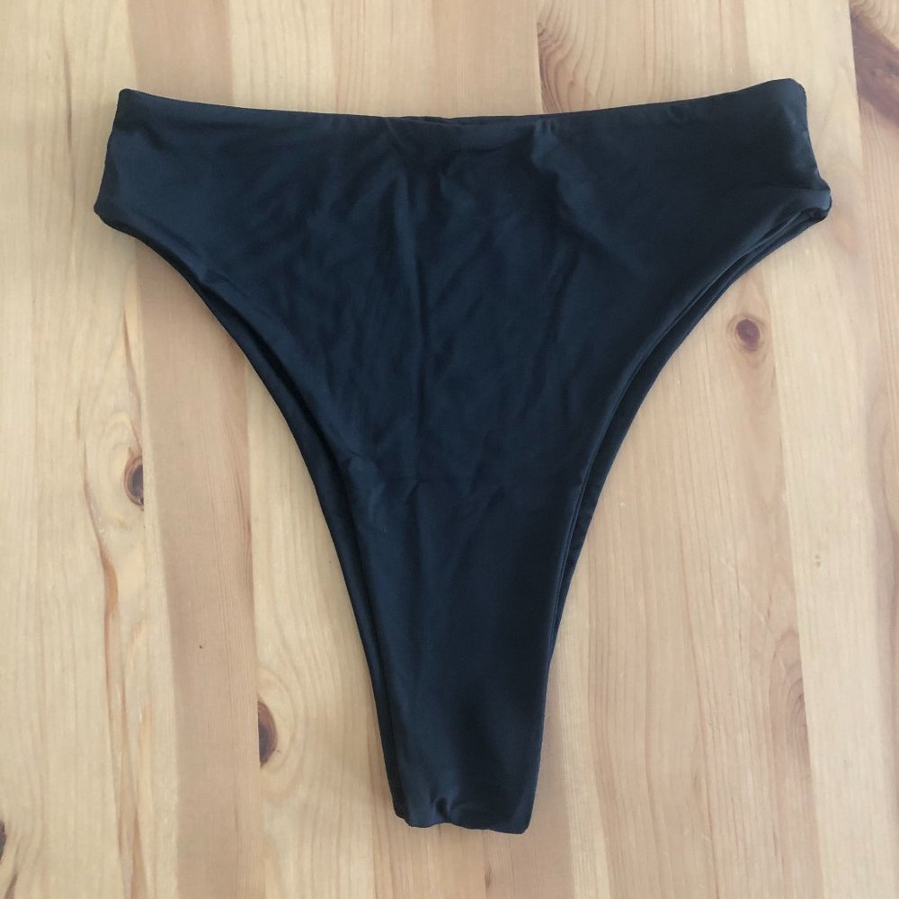 NEW Four three seven 437 Aubrey Swim Bottoms Black Size M